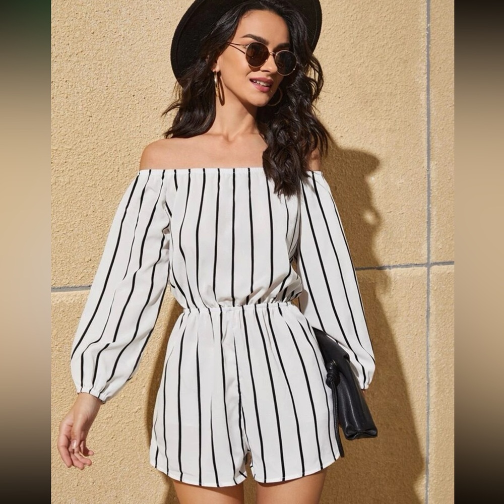 NWOT Off Shoulder Lantern Sleeve White & Black Romper